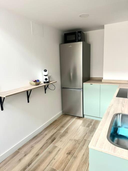 Gran Apartamento A Pie De Calle 瓦伦西亚 外观 照片