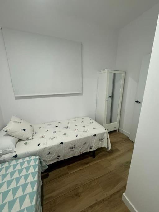 Gran Apartamento A Pie De Calle 瓦伦西亚 外观 照片